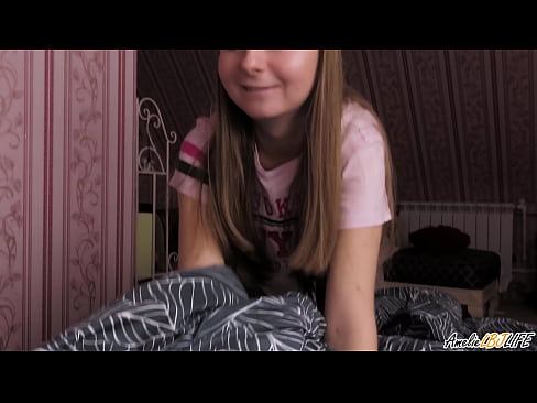 ❤️ בלונדי יונקת את ה-BFF שלה עמוק ומקבלת גמור בפה ️ סרטון מזוין אצלנו ☑