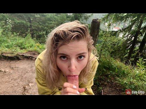 ❤️ ילדה בולעת בהצטיינות לאחר מציצה ציבורית - אווה אלפי ️ סרטון מזוין אצלנו ☑